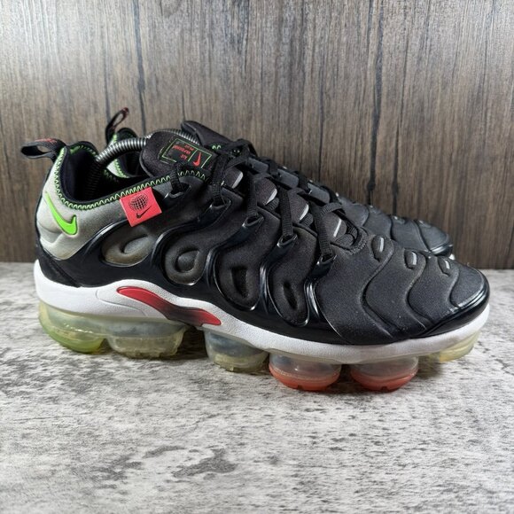 Nike Air Vapormax Plus “Worldwide Pack” Black Gray Volt Red  Men’s Size 10.5 - Picture 1 of 10